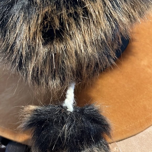 Starling Hats Bajka Faux Fur Unisex Earflap Hat - Picture 9 of 9